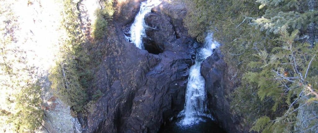 Devils Kettle Falls