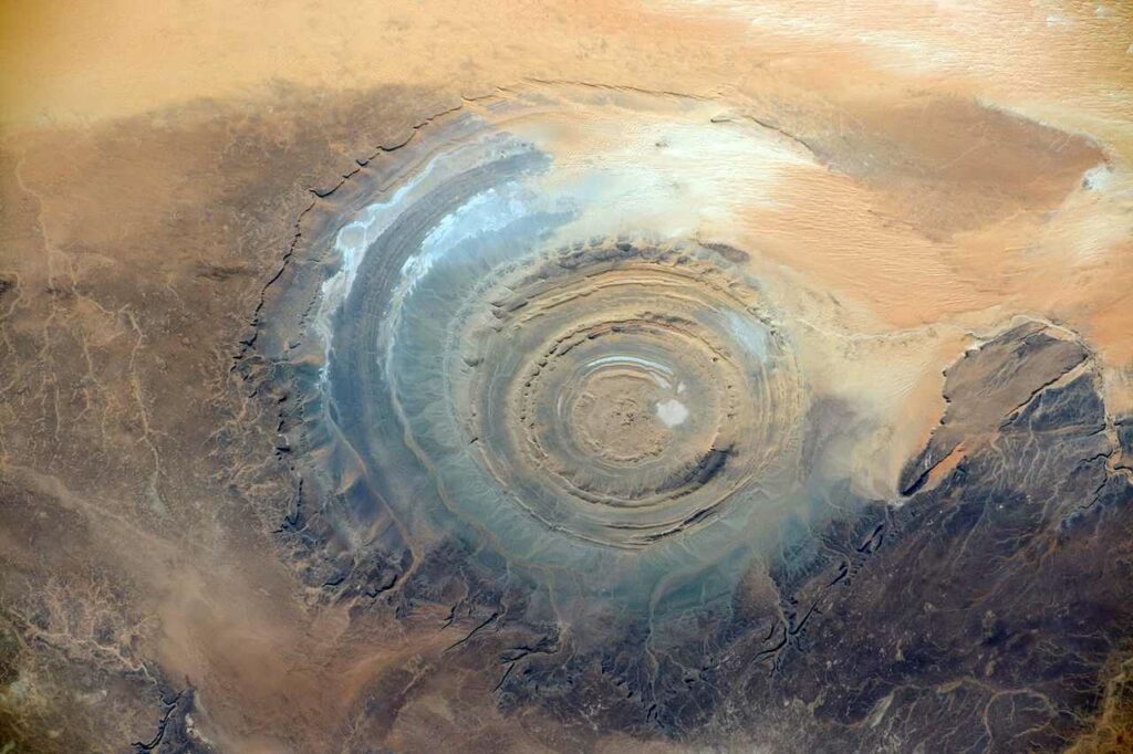 ISS 42 Richat Structure 5ae0e2bba18d9e00372f913e