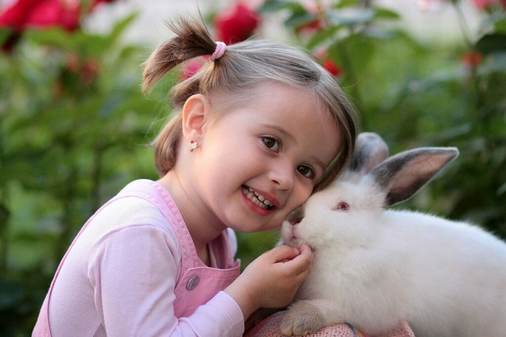A Little Girl Brings Strange Animal to the Vet: The Vet Contacts the Authority Immediately 3 adorable animal baby 160933